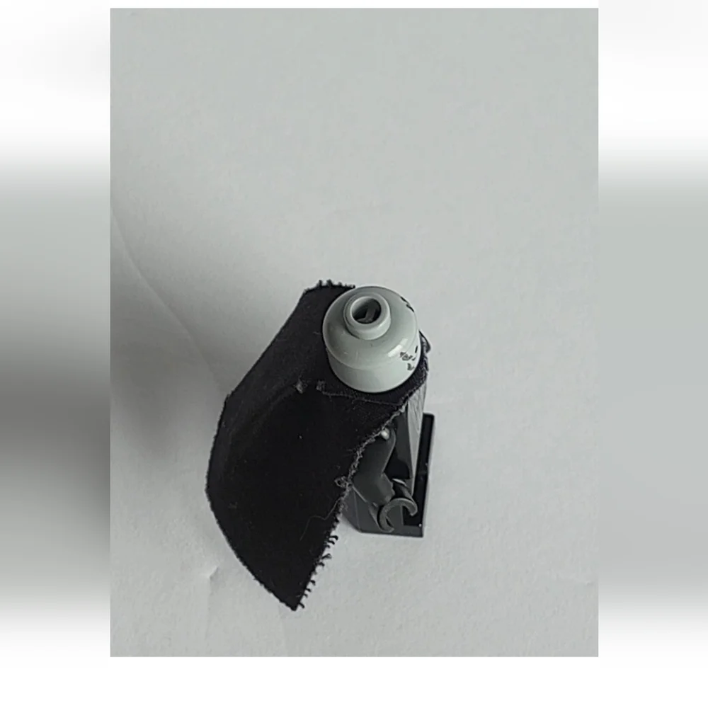 LEGO Star Wars Darth Vader Minifigure Light Bluish Gray Head sw0004a - No Helmet